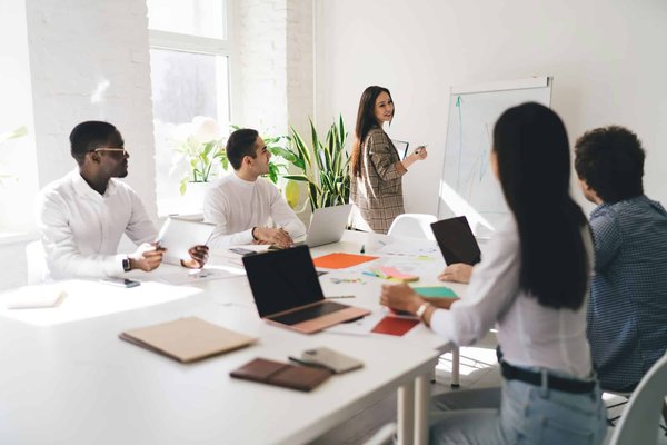 Quelles stratégies pour réussir dans le secteur de la vente en ligne ?